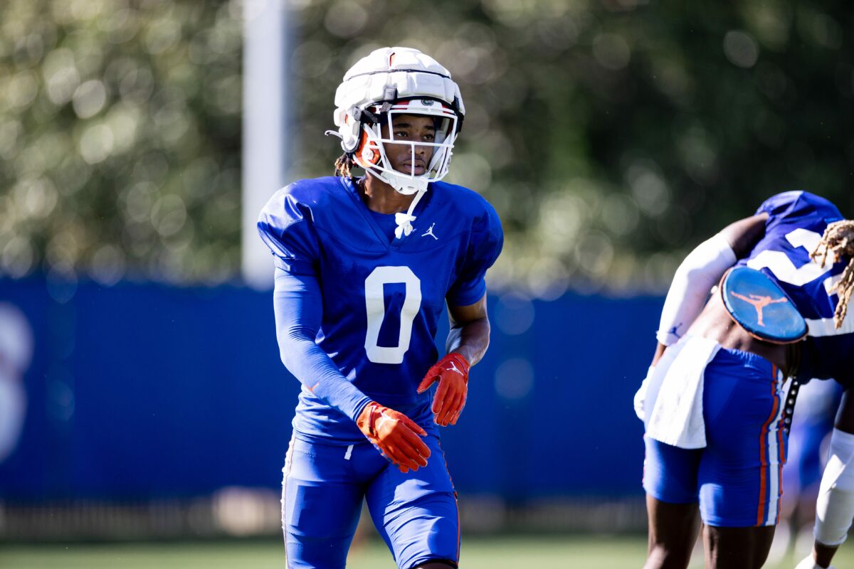 Florida freshman DB signs NIL deal with local fitness apparel company