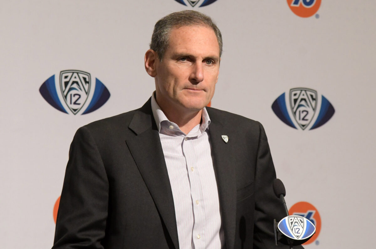 Larry Scott isn’t leaving the Pac-12 news cycle, and that’s clearly not good