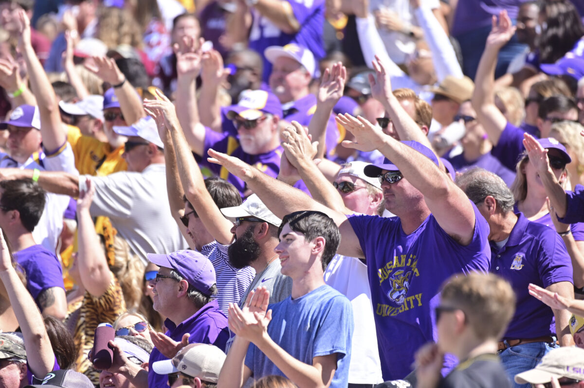 Twitter reactions from LSU’s 2023 spring football scrimmage