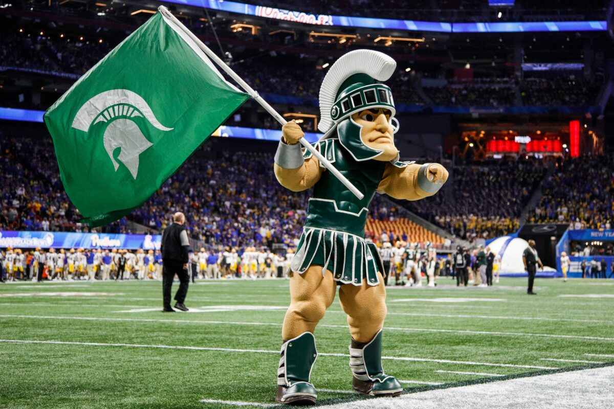 4-star NJ defensive back gets Michigan State football offer