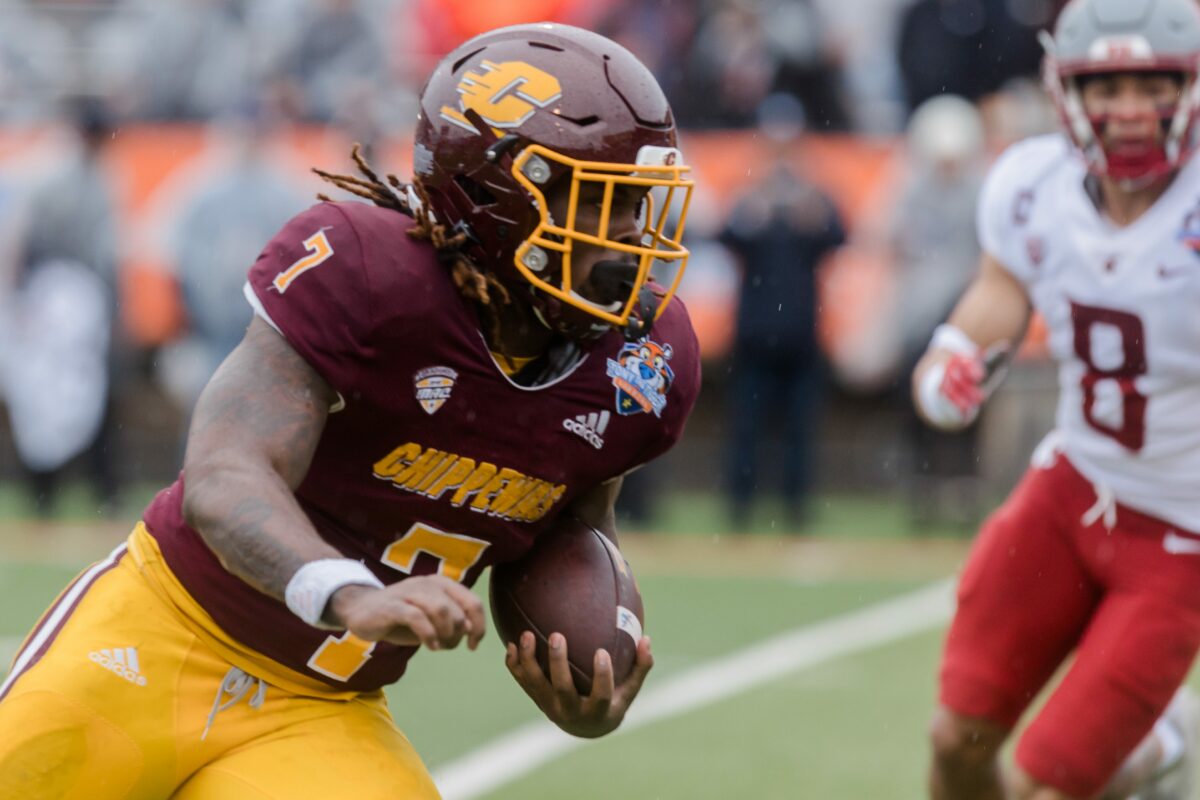 Packers host Central Michigan RB Lew Nichols III on official pre-draft visit