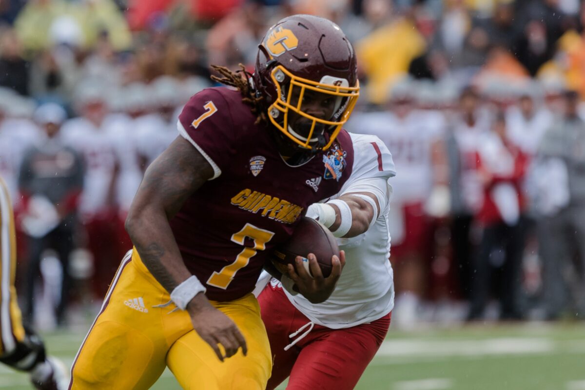 Bengals to host Central Michigan RB Lew Nichols III on draft visit