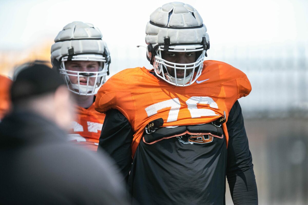 Oklahoma State starting left tackle Caleb Etienne set to enter transfer portal