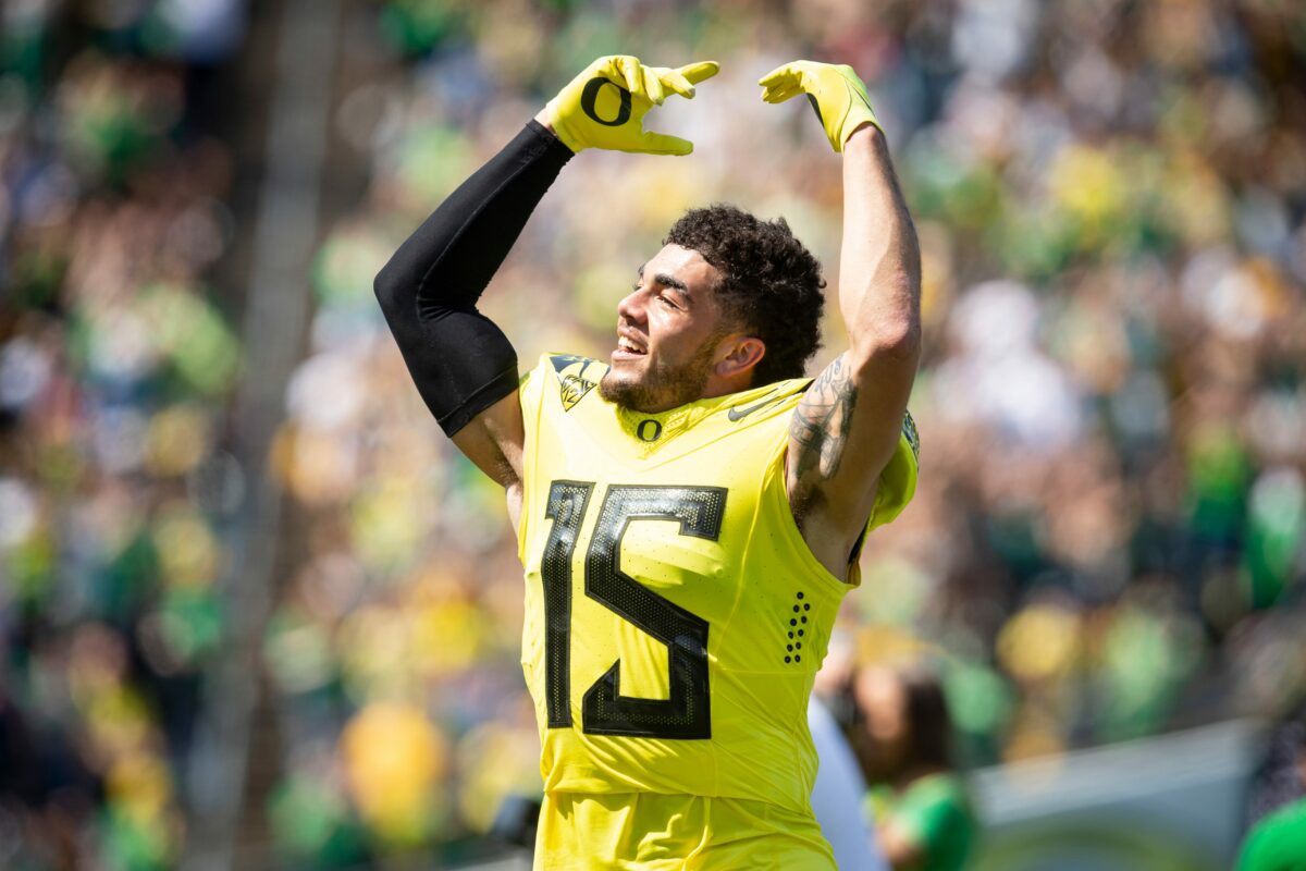 Oregon safety Bennett Williams signs with Miami Dolphins as non-drafted free agent
