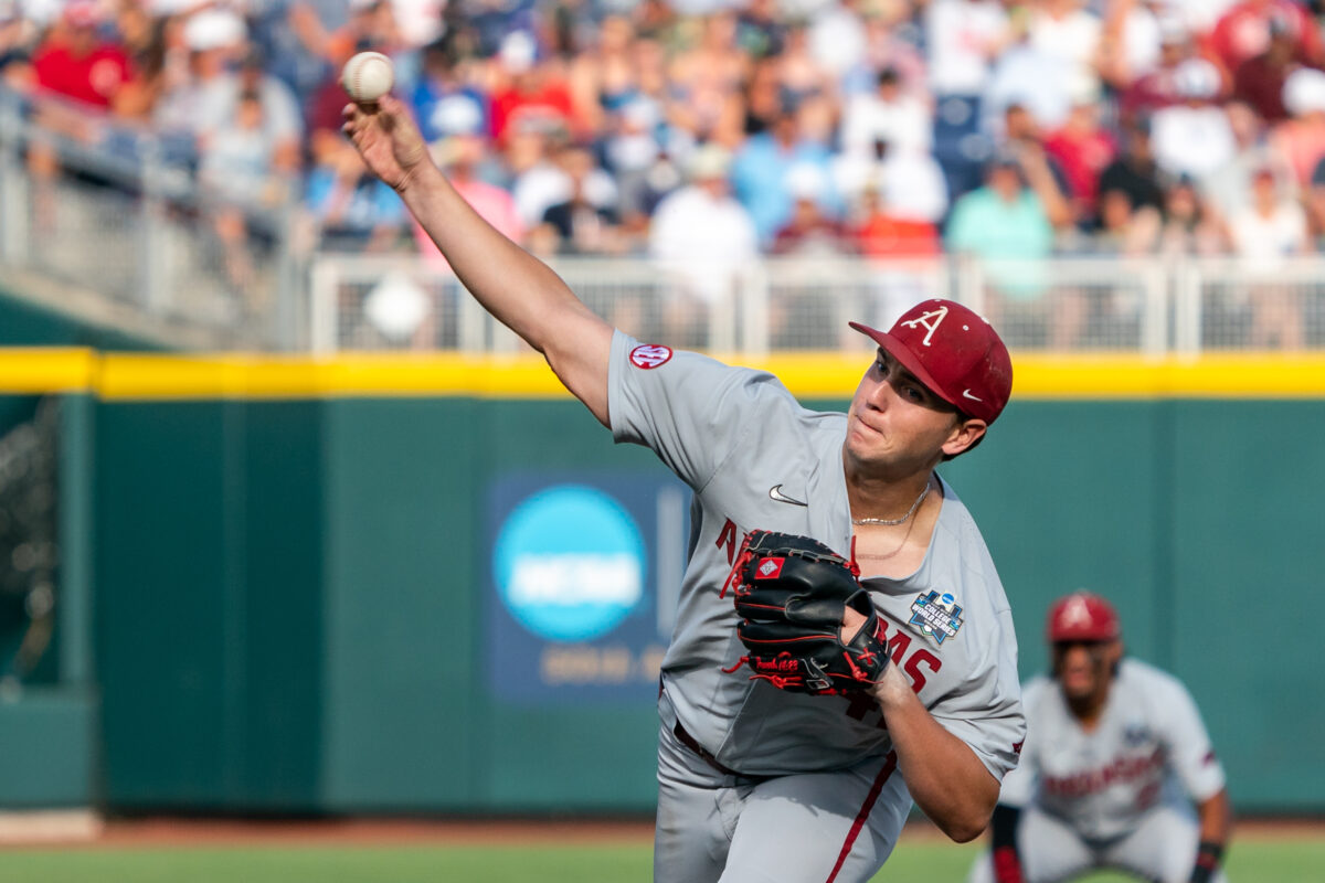 Is it time to be legit worried about Arkansas pitching? Georgia homers way to Game 2 win