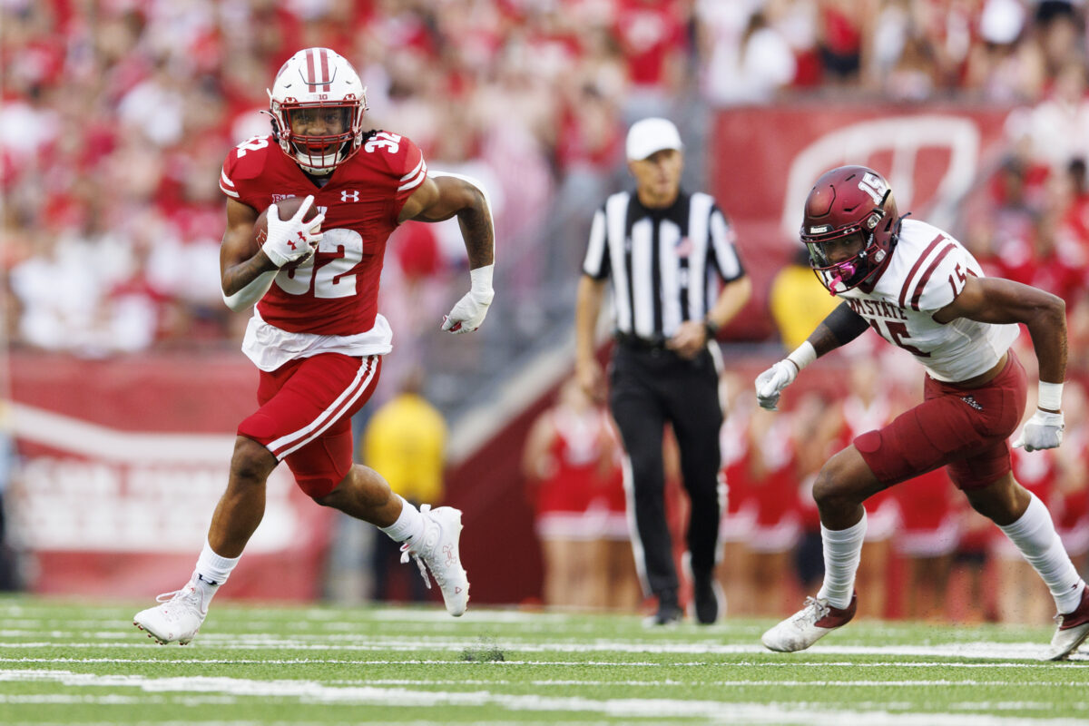 LOOK: Wisconsin running back enters the transfer portal