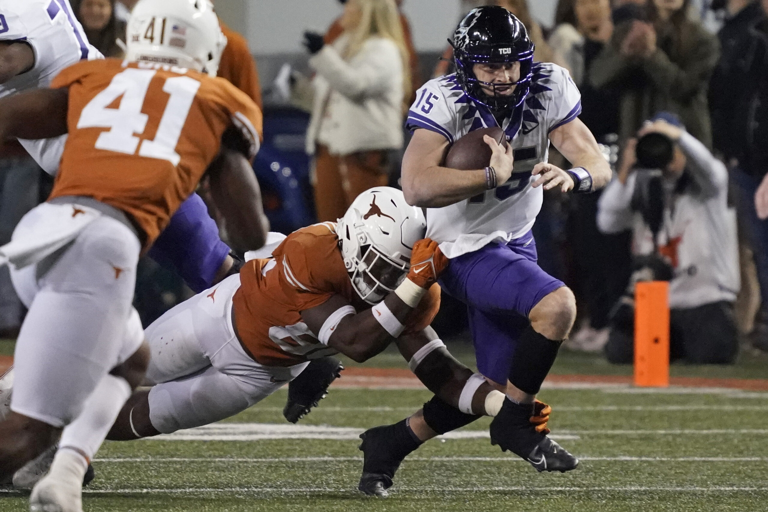 Texas edge Barryn Sorrell wants “double digit sacks” next season