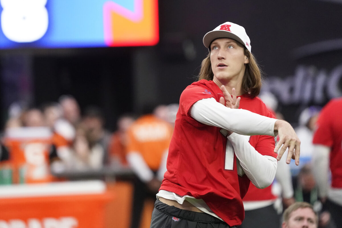 Watch: Trevor Lawrence’s first throwing session with Calvin Ridley