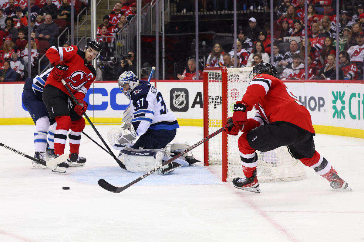 New Jersey Devils at Winnipeg Jets odds, picks and predictions