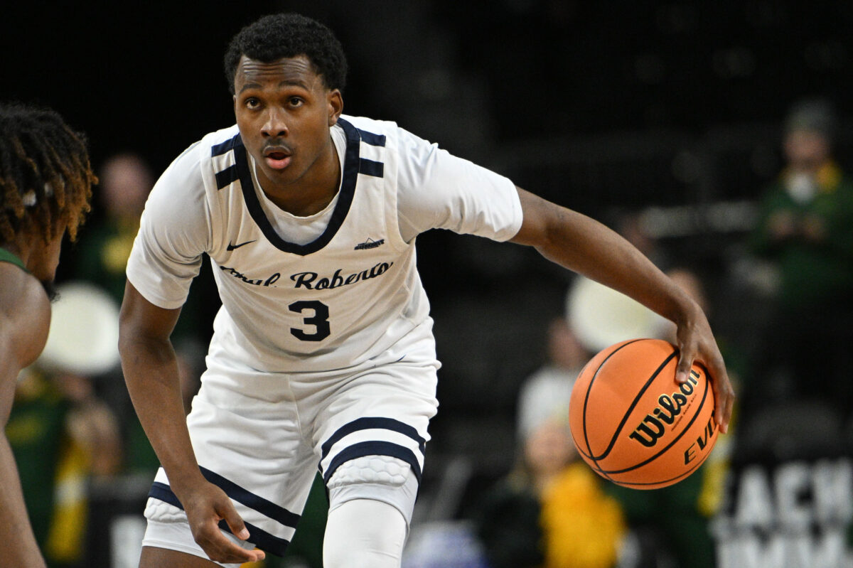Report: Oral Roberts G Max Abmas to visit Texas on Wednesday