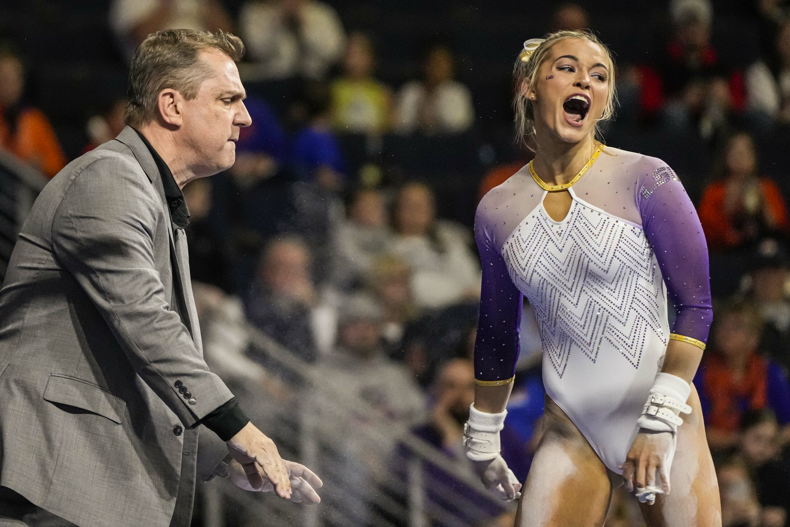 Teams advancing to Final Four from Session 1 of NCAA gymnastics championships