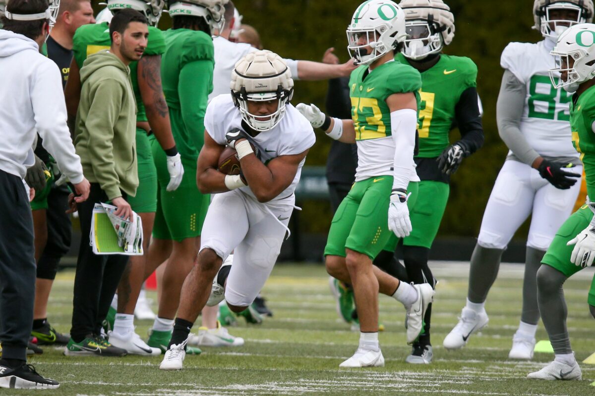 ‘They’ve got to earn it;’ Dante Dowdell and Jayden Limar quickly getting up to speed at Oregon
