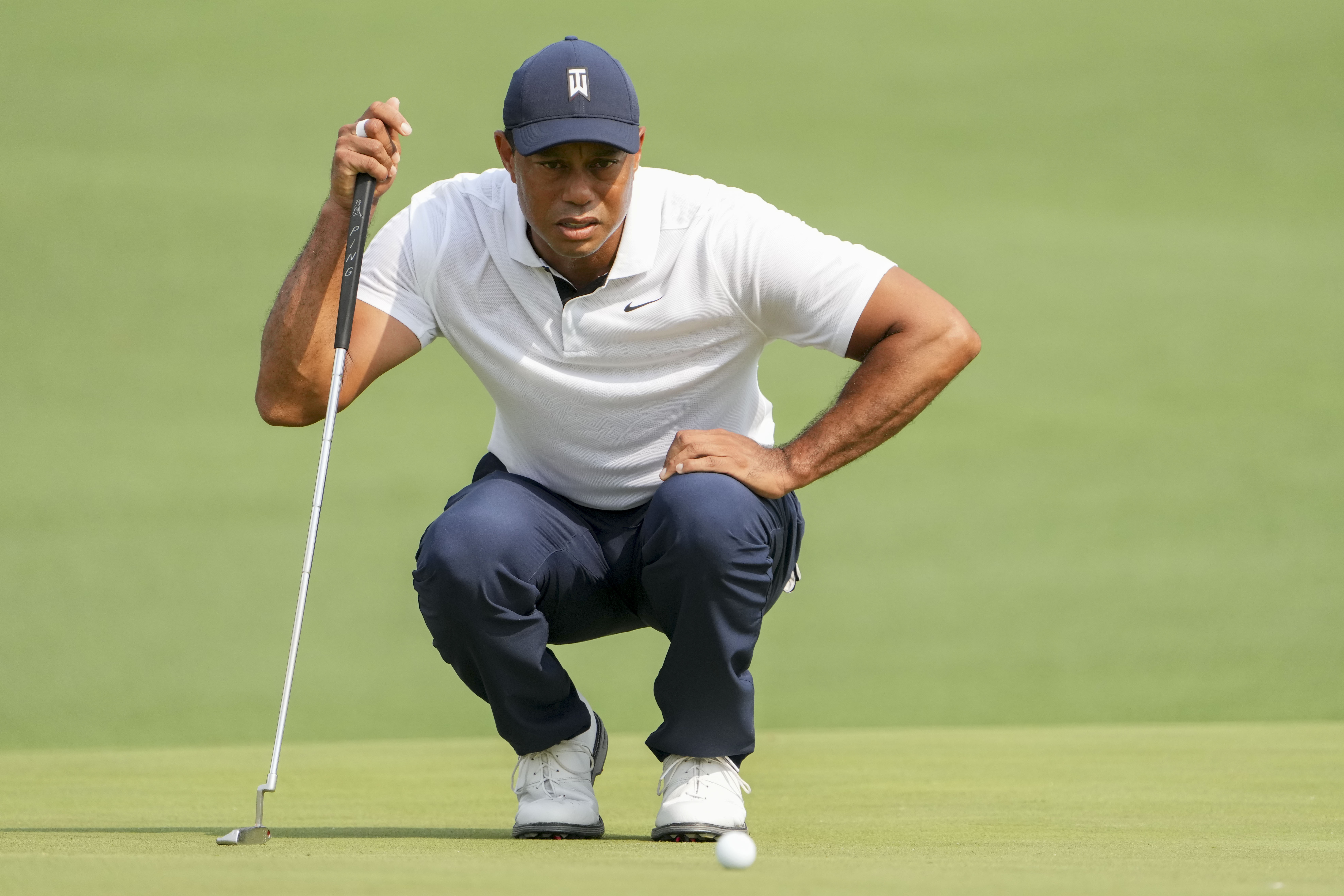 Tiger Woods falters early, finds some form late in ho-hum first round of 2023 Masters