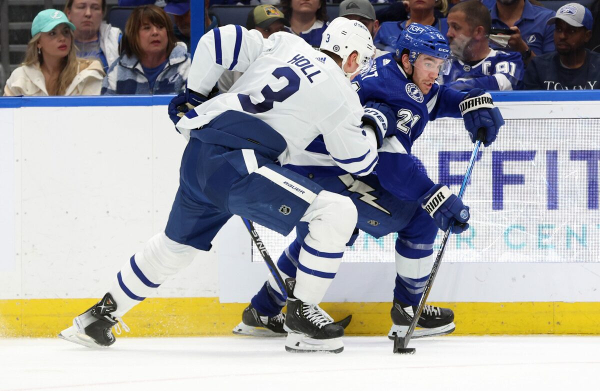 Tampa Bay Lightning at Toronto Maple Leafs Game 1 odds, picks and predictions