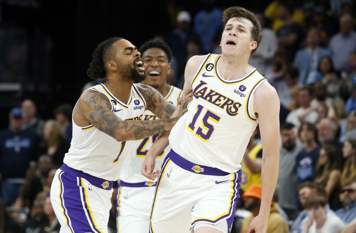 Los Angeles Lakers at Memphis Grizzlies Game 2 odds, picks and predictions
