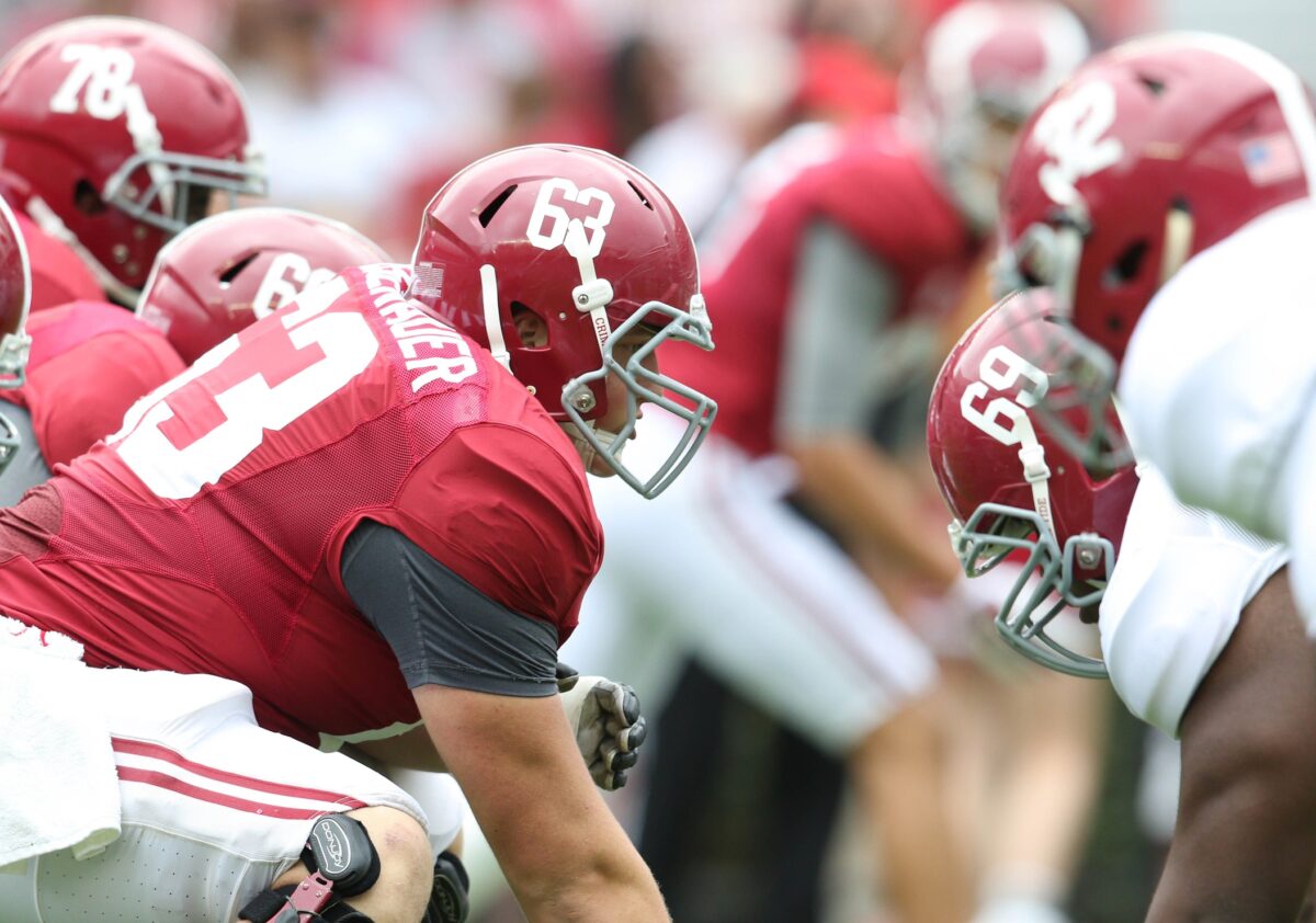 Former Alabama OL JC Hassenauer signs with New York Giants