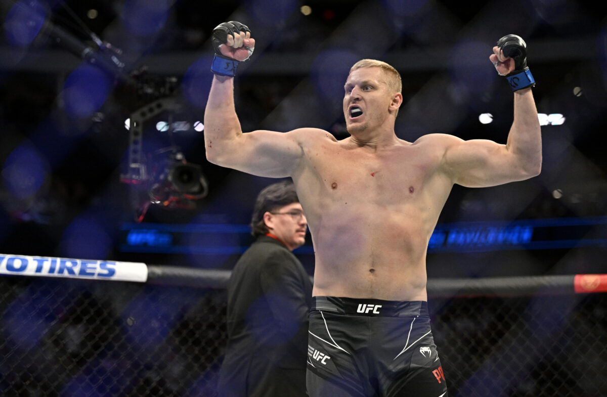 UFC Fight Night 222: How to watch Pavlovich vs. Blaydes, start time, fight card, odds