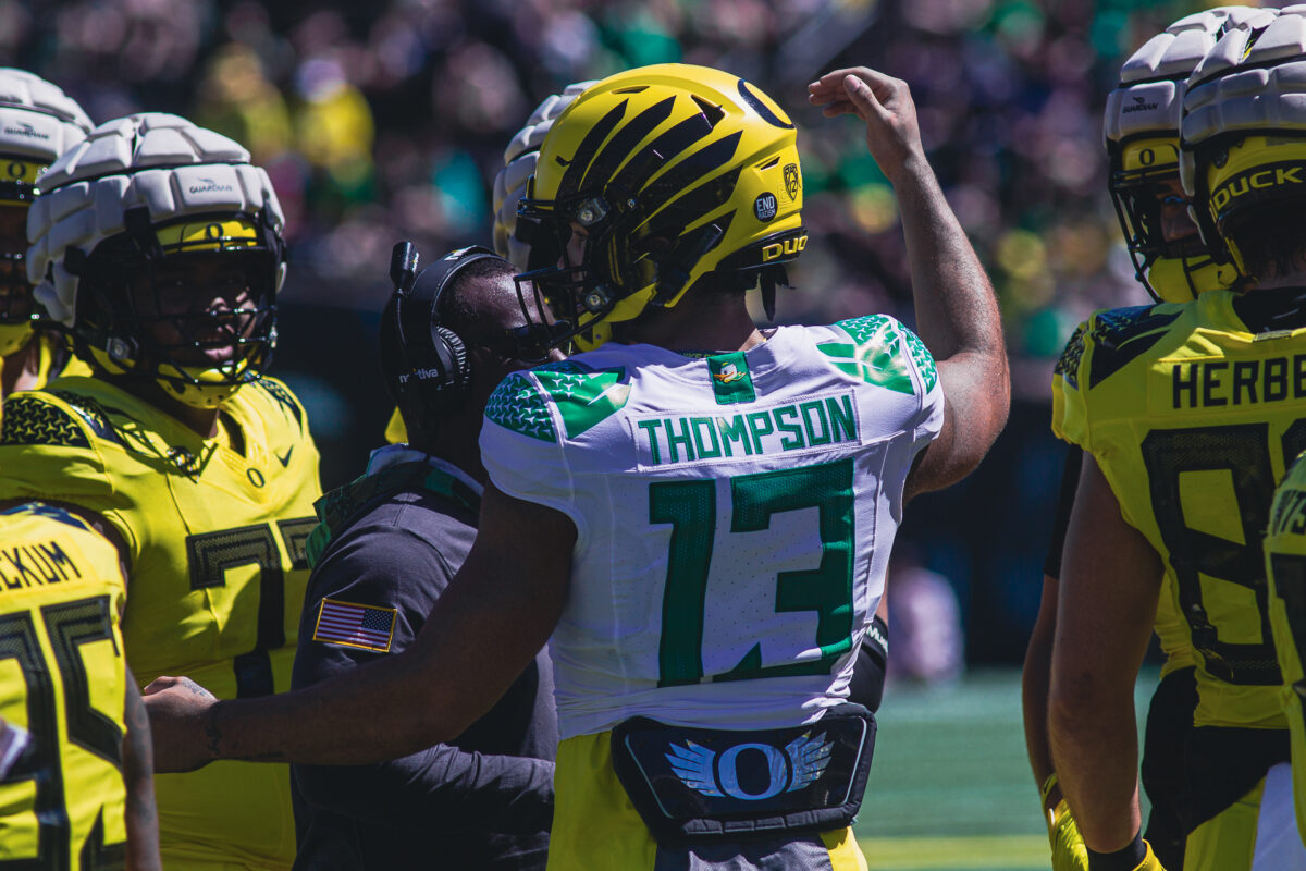 Column: After familiar start, QB Ty Thompson showed growth at UO spring game