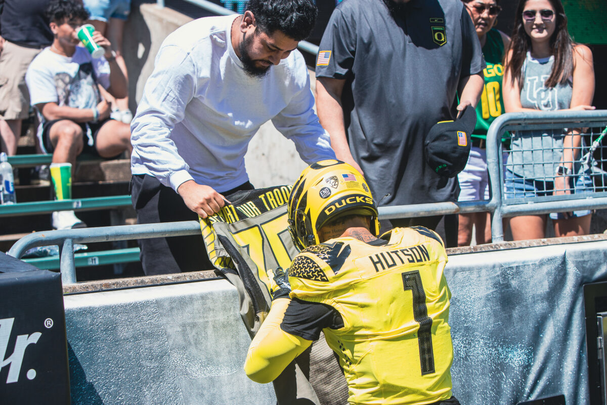 Photo Gallery: New Ducks and familiar faces steal the show at Oregon spring game