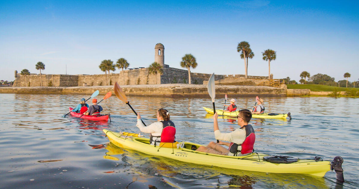 16 outstanding urban kayaking destinations throughout the US