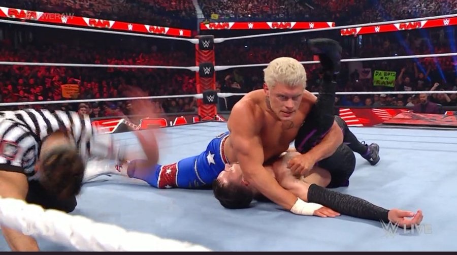WWE Raw results: Cody Rhodes sends message with victory over Finn Balor