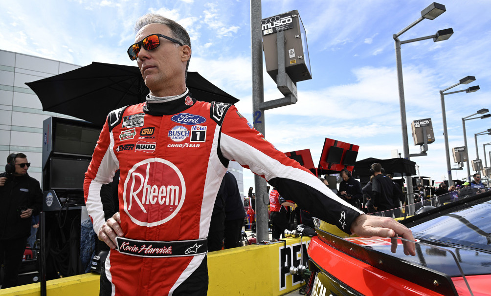 Harvick proud, pensive at being reunited with No. 29 for North Wilkesboro