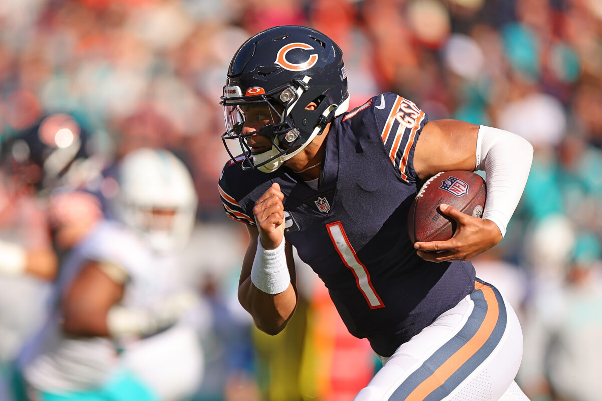Experts predict the Chicago Bears’ 2023 record