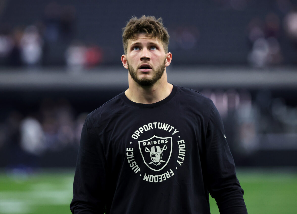 Foster Moreau expects to play for Saints in 2023 without limitations