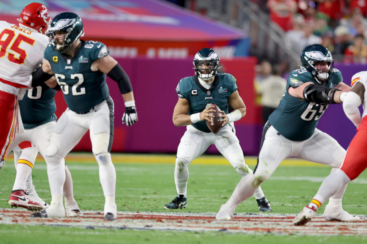 Where do Eagles rank in air travel miles for the 2023 NFL season?