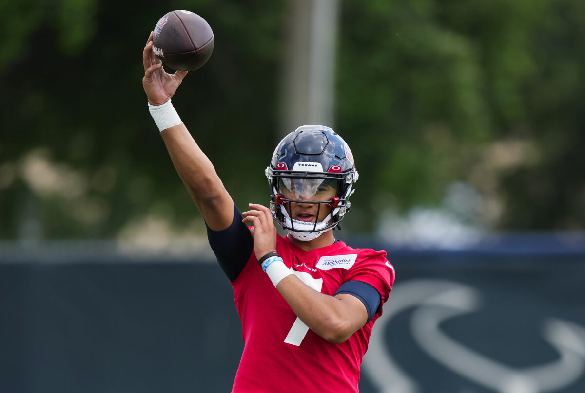 WATCH: C.J. Stroud throws to Tank Dell at Texans rookie minicamp