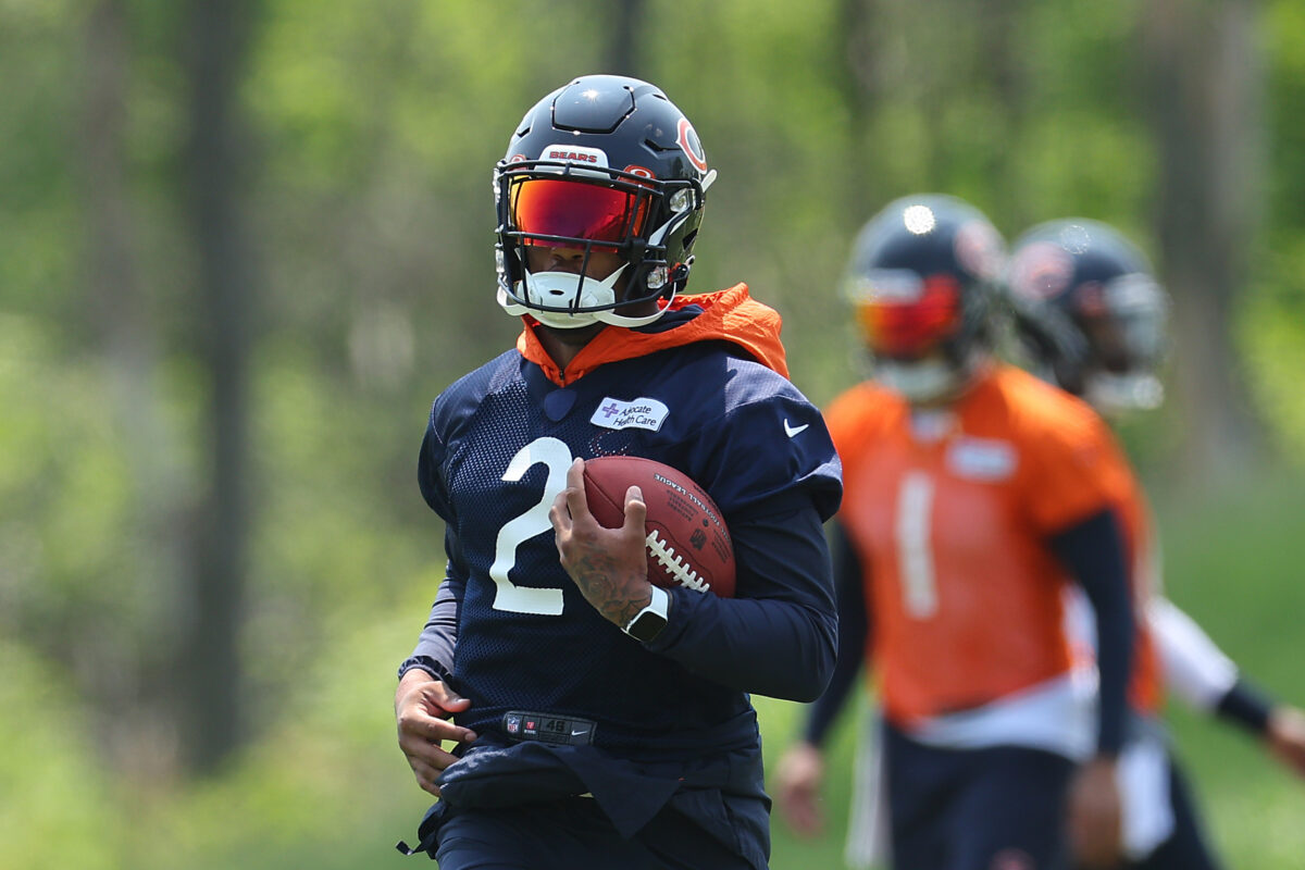 Bears’ Justin Fields, DJ Moore building chemistry in OTAs