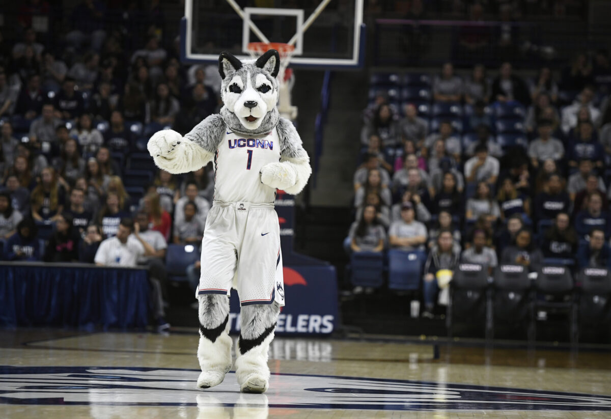 Report: Big 12 eyeing UConn for potential expansion