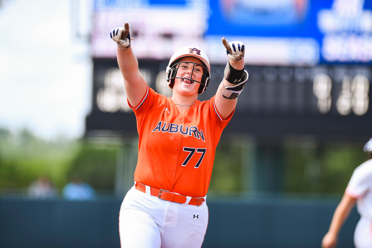 Clemson knocks out Auburn on Sunday to end season