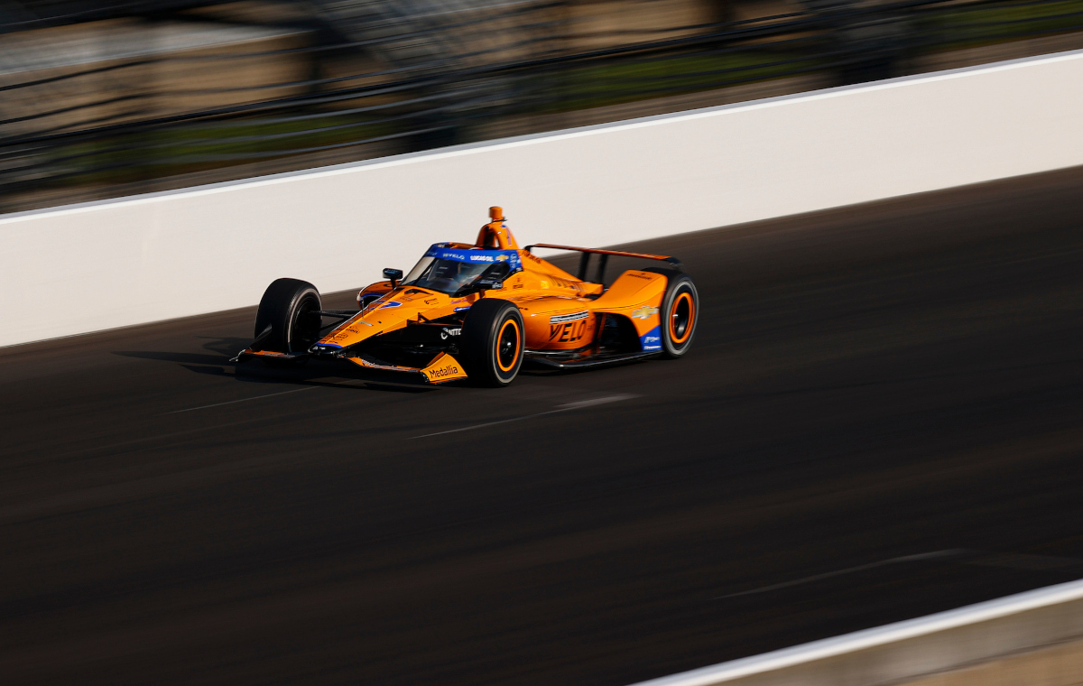 Rossi opens Indy 500 qualifying with 233.528mph salvo