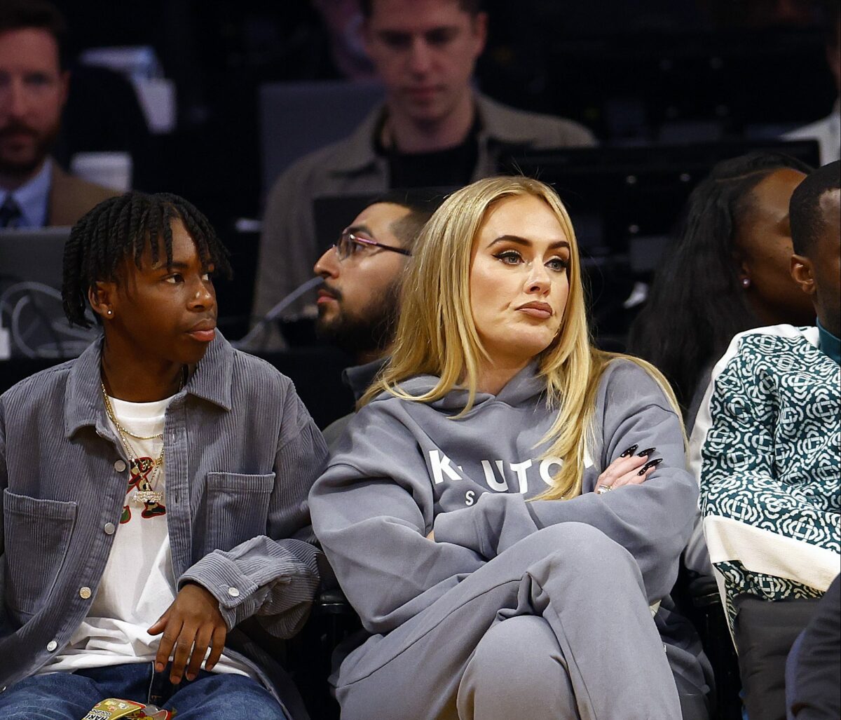 Adele maybe holding in a yawn at a Lakers game became an instant meme