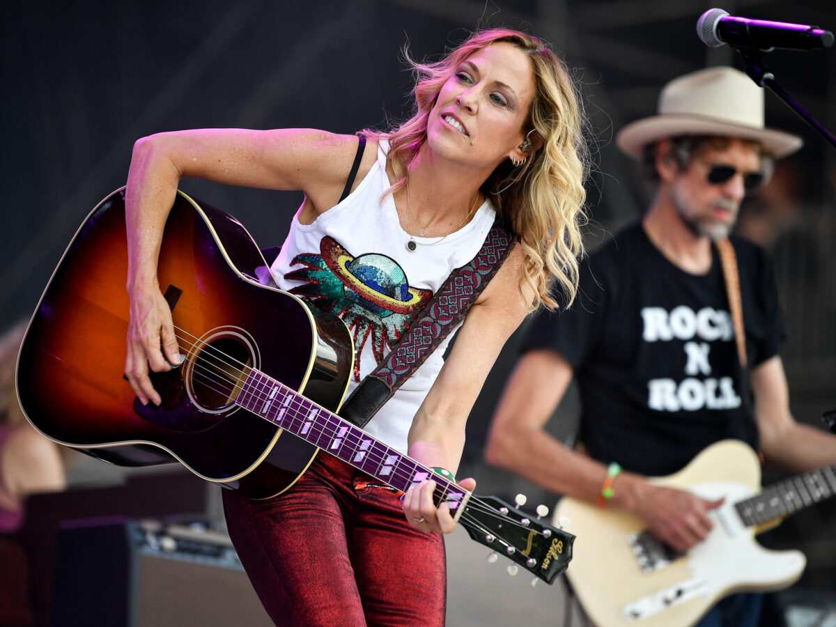 What are Rock Hall of Famer Sheryl Crow’s 7 top-selling albums?