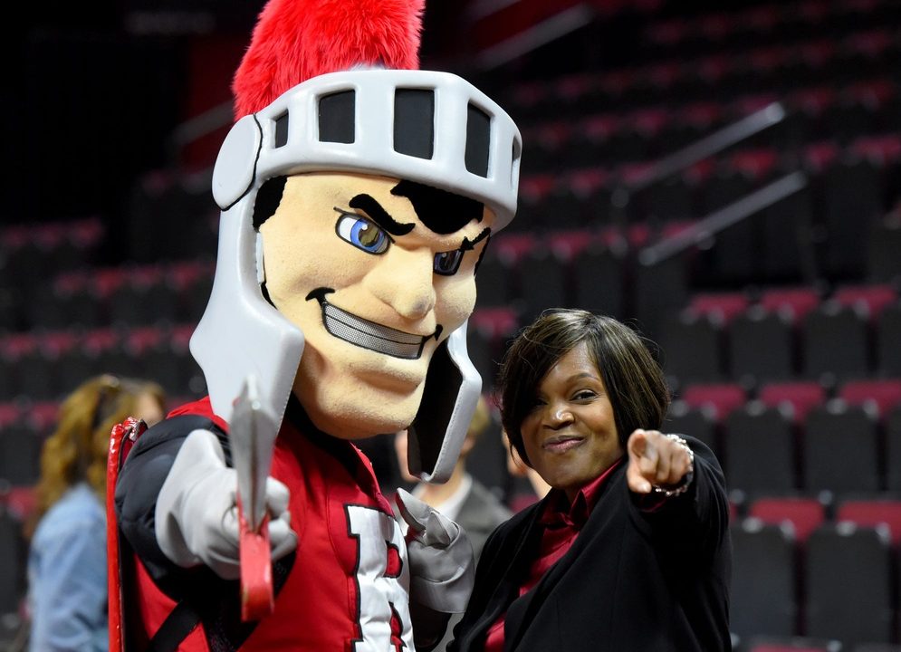 Rutgers basketball adds four-star recruit Lisa Thompson
