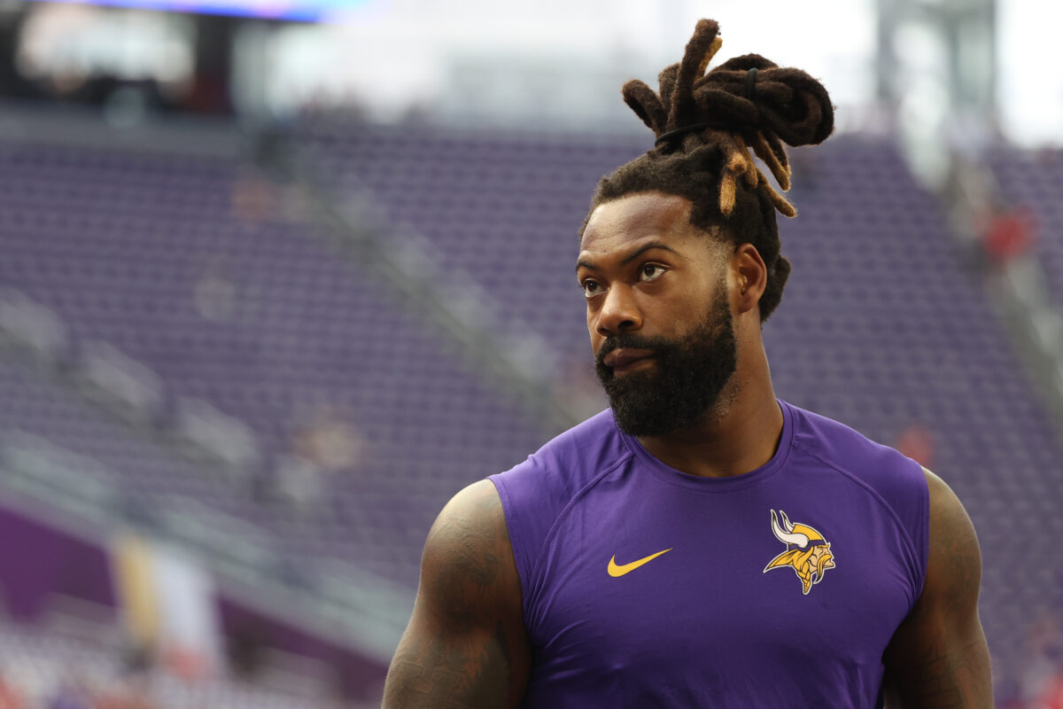 Vikings trade OLB Za’Darius Smith to Browns