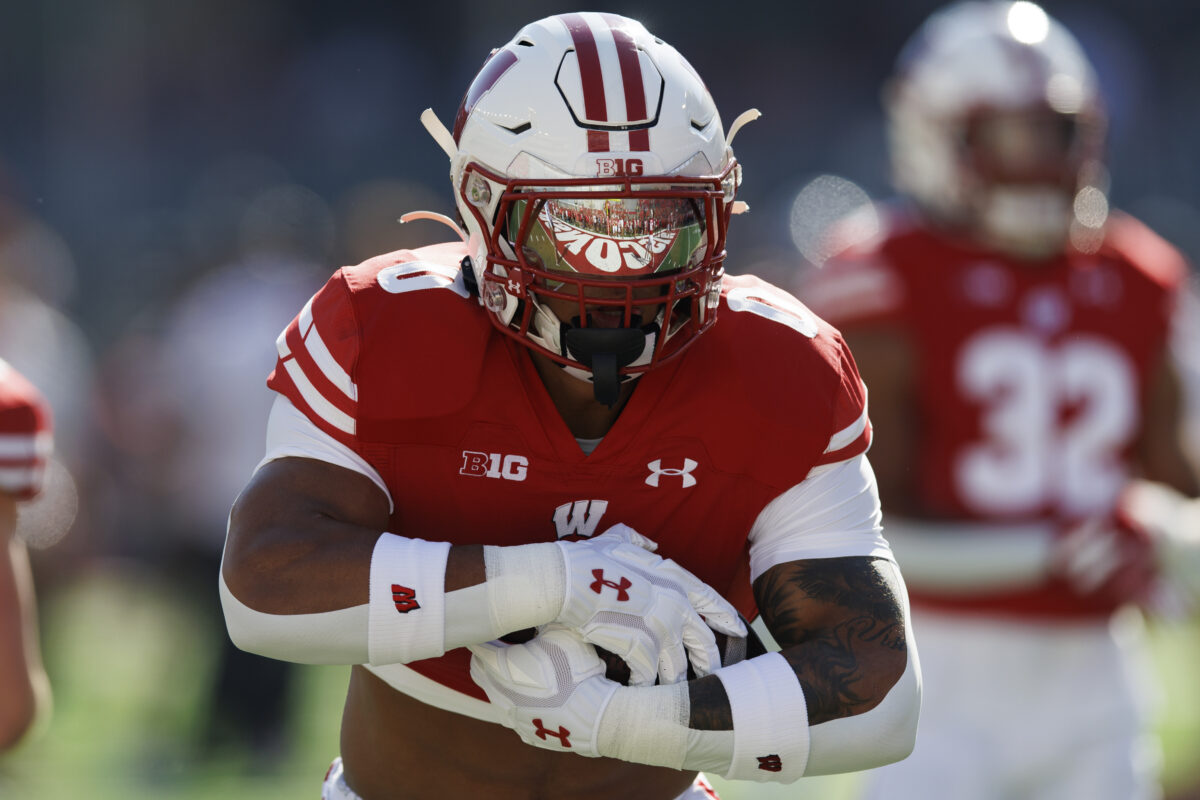 Badgers running back ranked in top 25