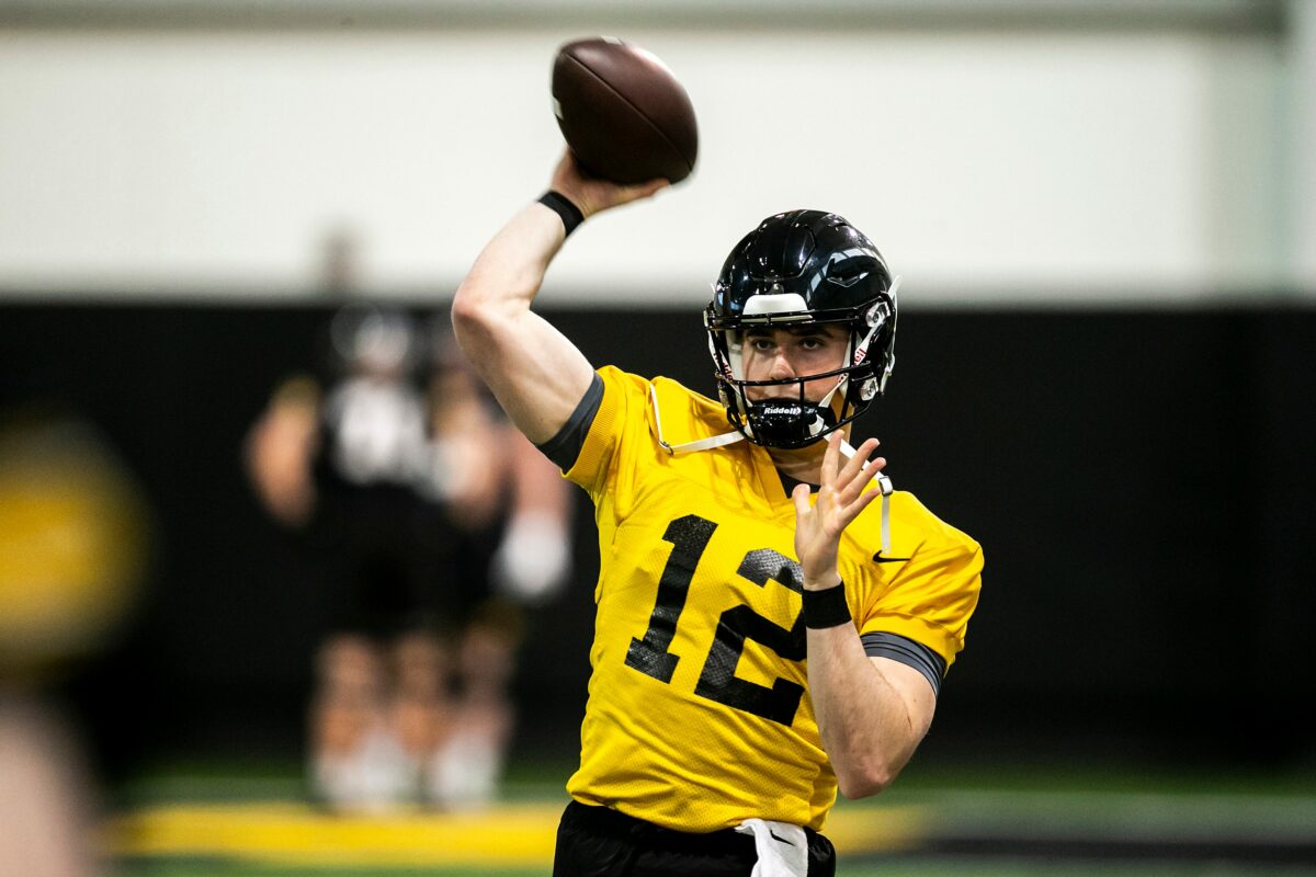Hawkeyes Chalk Talk: How one personnel group can unlock Iowa’s offense in 2023