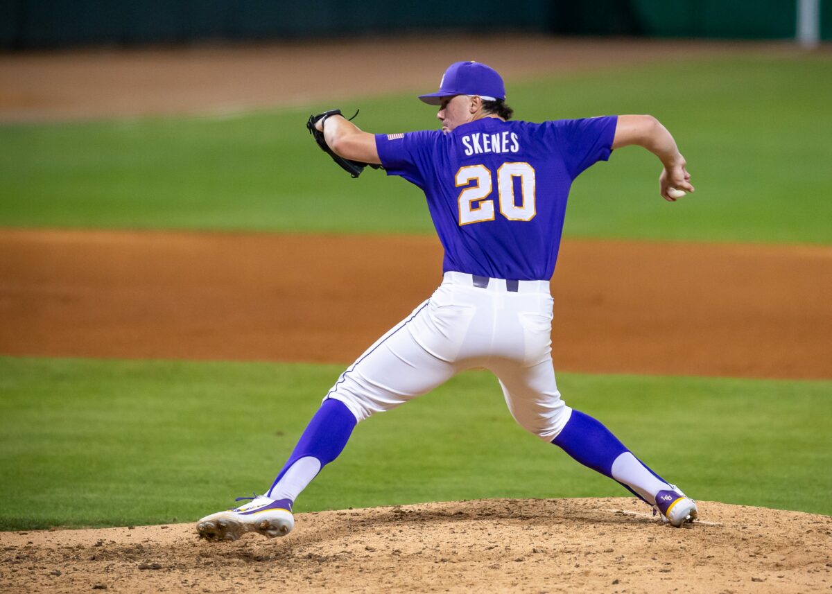 Paul Skenes and Tre Morgan lead the way for LSU in Game 1 shutout win at Auburn