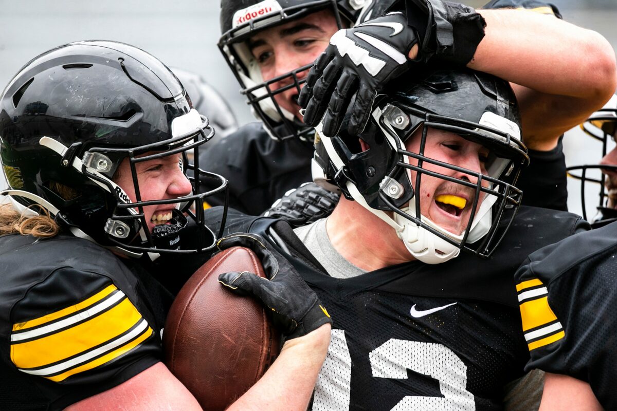 Third 247Sports crystal ball in for 2025 in-state prospect to Iowa Hawkeyes