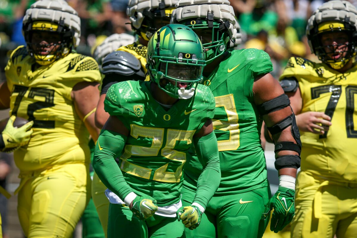 Stock Report: Which players proved the most at Oregon spring game?