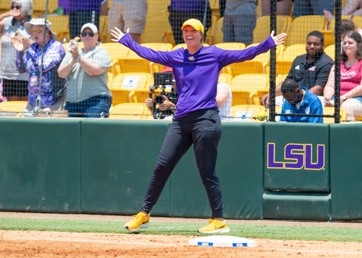 The pressure’s on for Beth Torina and LSU softball in 2024