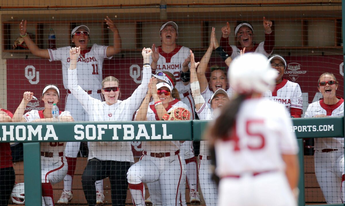 Oklahoma Sooners win 47th straight game in 9-2 victory over Clemson