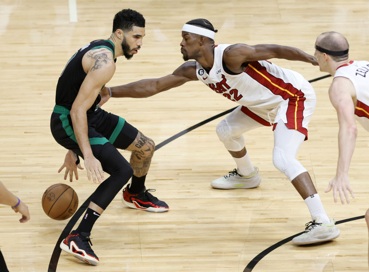PHOTOS-Boston at Miami: Celtics fold like a wet cardboard box to Heat 128-102