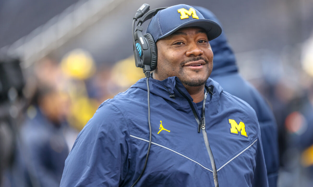 Michigan football offers top running back in 2025 class
