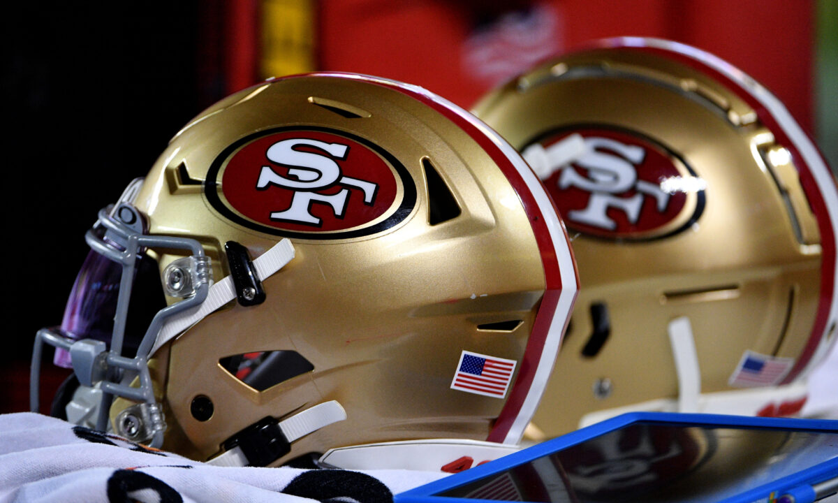 49ers announce more coaching hires and title changes
