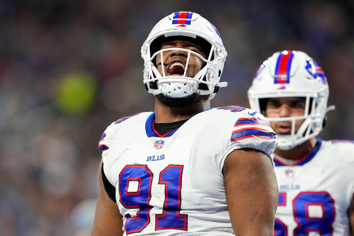 Bills bet on Ed Oliver’s potential with four-year contract extension