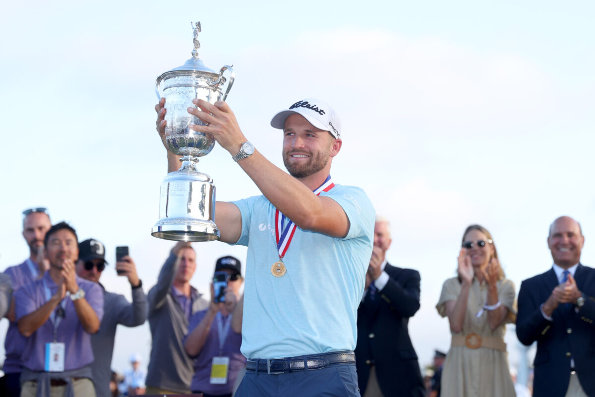 Wyndham Clark ‘gets cocky,’ ‘plays big’ and felt like his mom was watching over him as he edges Rory McIlroy to win 2023 U.S. Open
